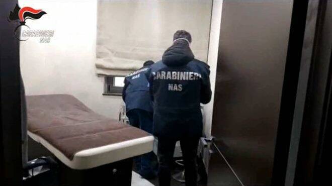 Colleferro: Carabinieri Nas Roma, scoperto un centro abusivo di medicina estetica. Denunciate due donne