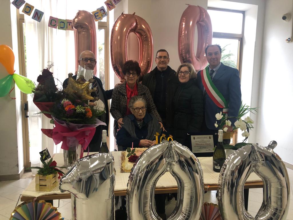 Lariano, Iolanda Mattacchioni, ieri ha compiuto ben 100 anni!