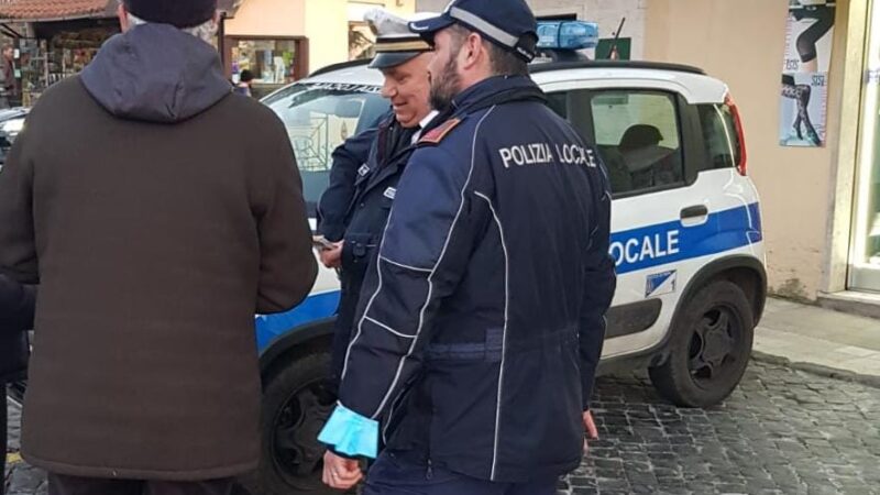 Rocca di Papa: Anziano venuto da Velletri col bus si era smarrito. Ritrovato dalla polizia locale