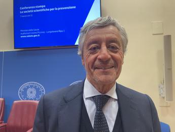 Colacurci (Sigo): “Endometriosi malattia invalidante ma diagnosi tardiva”