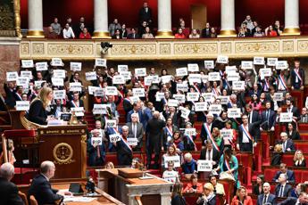 Francia, riforma pensioni: cosa può fare ancora l’opposizione