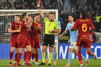 Lazio-Roma 0-0, espulso Ibanez: il derby in diretta