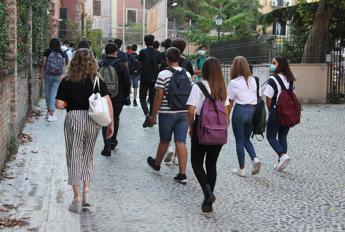 Maturità 2023, mancano 100 giorni: torna la voglia di festeggiare