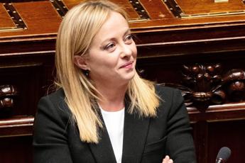 Meloni nell’arena Montecitorio, da migranti a fisco: “Rivendico scelte fatte”