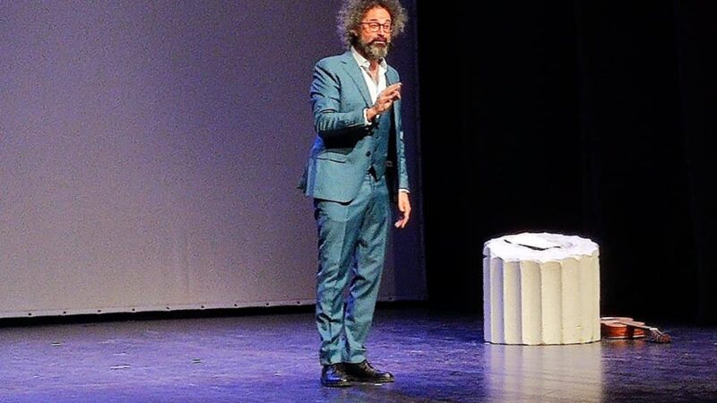 Velletri, Simone Cristicchi fa sold out e conclude alla grande la stagione del Teatro Artemisio-Volonté