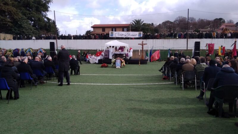 Colonna, celebrato il funerale del Senatore Bruno Astorre