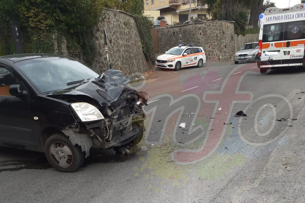 Velletri, grave incidente stradale su via Ariana