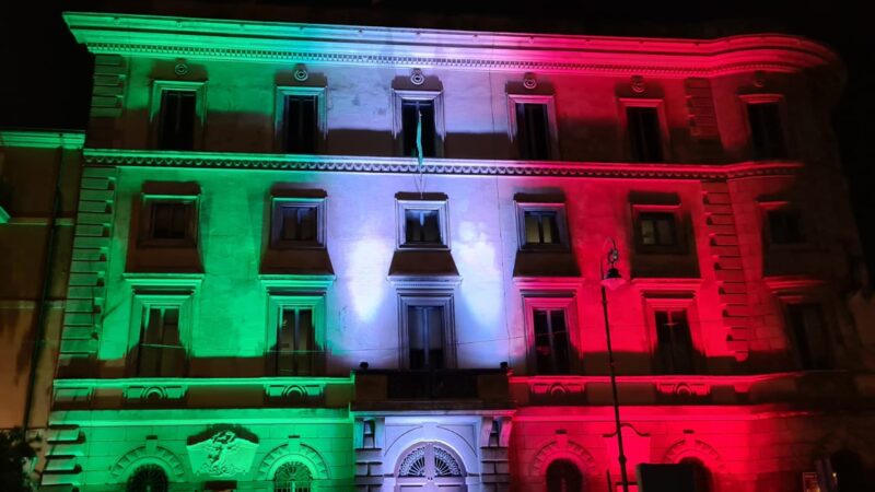 Marino: Giornata dell’unità nazionale. Palazzo Matteotti si illumina con il tricolore