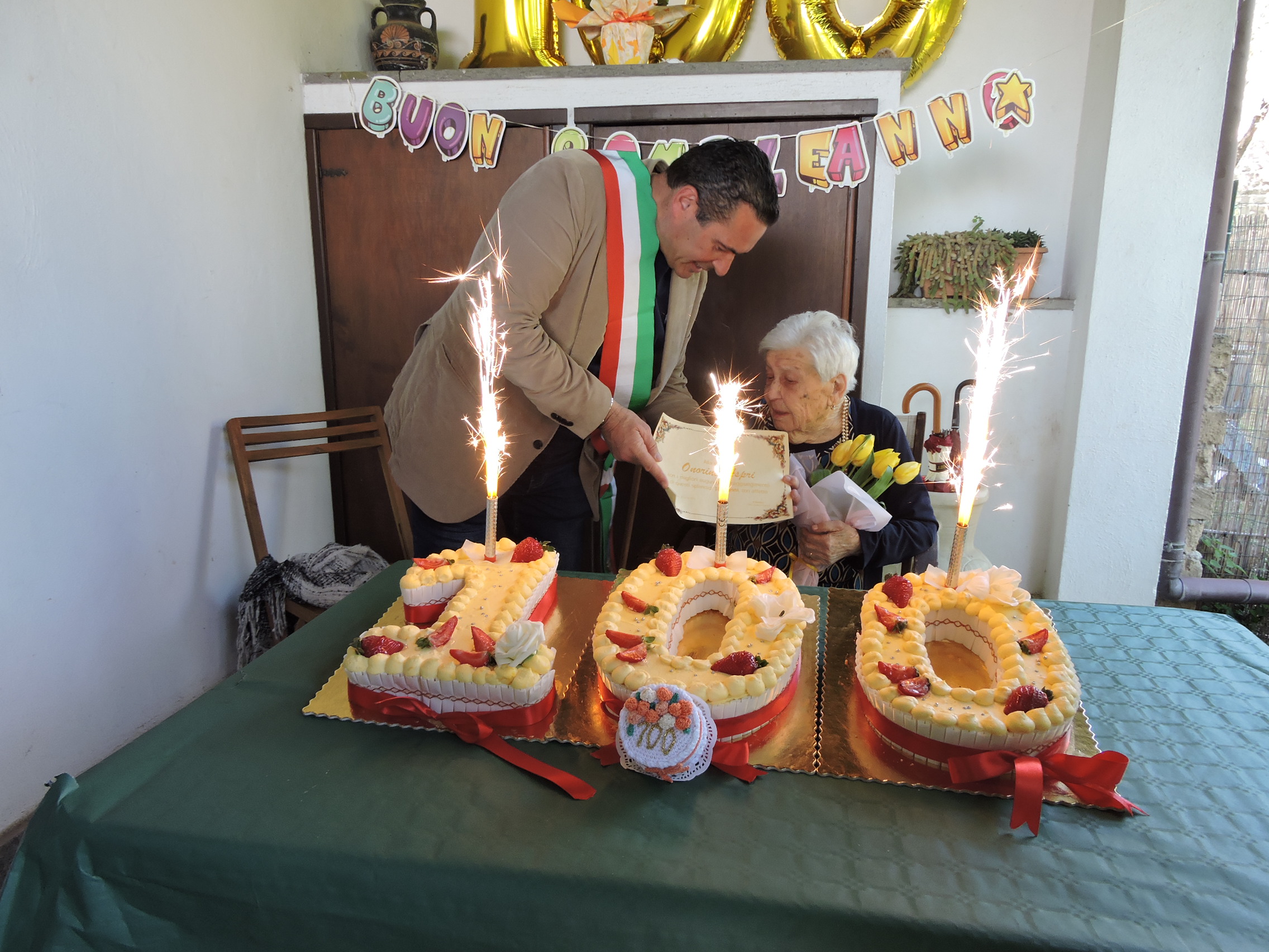 Ariccia, la signora Onorina Aspri compie 100 anni: festa con la famiglia e il sindaco Staccoli a Vallericcia