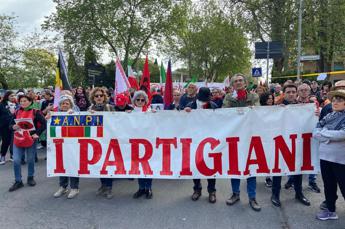 25 aprile, a Roma il corteo Anpi: circa 1300 i manifestanti