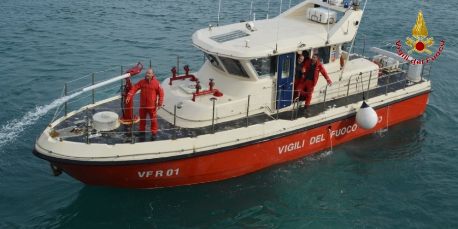 Civitavecchia, turista tedesco cade in mare da nave crociera e affoga. Recuperato ieri sera dai sub dei pompieri