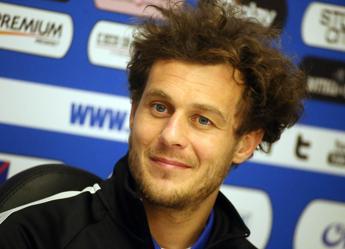 Alino Diamanti annuncia il ritiro: “Grazie a tutti, sono un uomo felice”