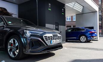 Audi Charging HUB: la stazione di ricarica del futuro