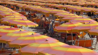 Balneari, Ue pretende concorrenza subito: cosa succede con le spiagge