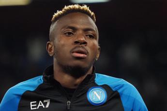 Calciomercato Napoli, Osimhen stop per infortunio: le news