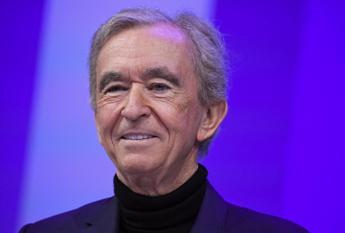 Forbes, Arnault è l’uomo più ricco del mondo. In Italia Ferrero