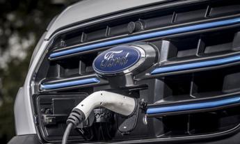 Ford E-Transit: commerciale, elettrico e ben equipaggiato