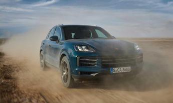 Porsche Cayenne: una nuova serie prima della svolta elettrica