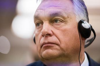 Ucraina, Orban: “Stop finanziamenti e guerra finirà”