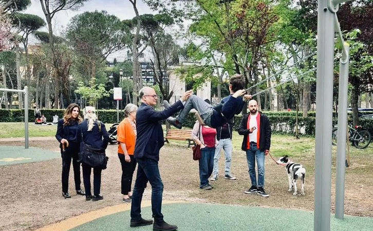 Villa Borghese ha una nuova area giochi, il sindaco Gualtieri all’inaugurazione