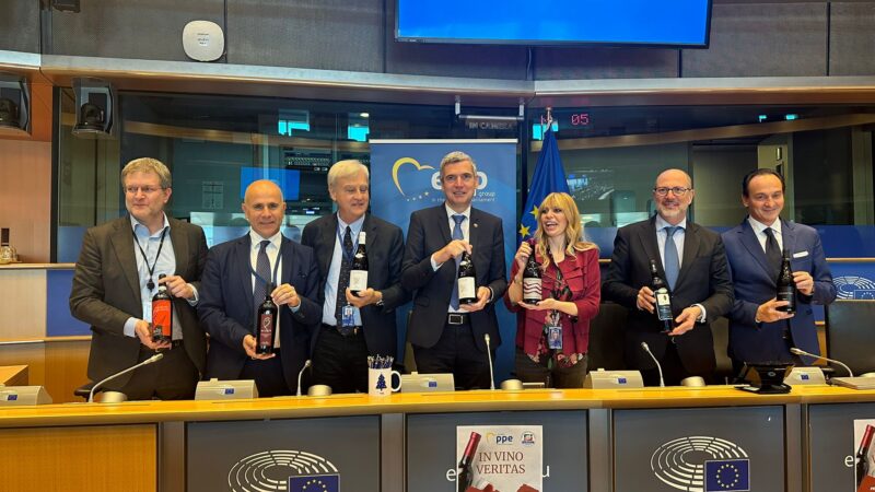 Marino: Gotto d’oro e Consorzio Roma Doc al Parlamento Europeo per “In Vino Veritas”