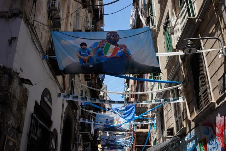 Calcio, Napoli pronta a festa scudetto: maxi zona rossa dalle 14