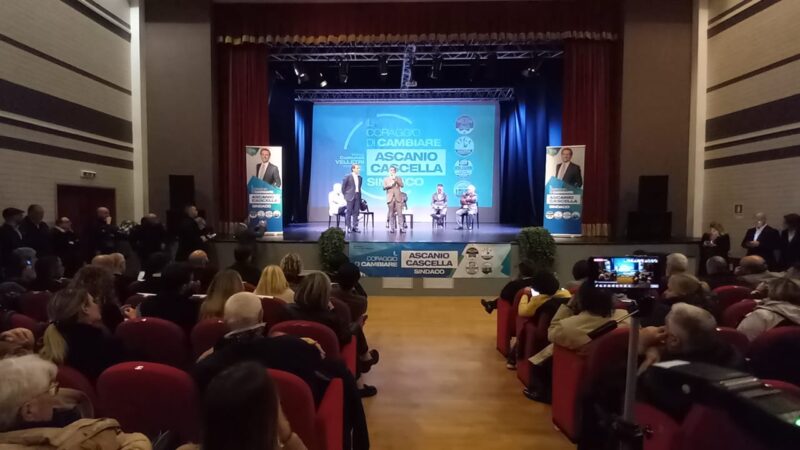 Velletri: presentazione del candidato del centrodestra Ascanio Cascella davanti ai politici nazionali, regionali e locali al teatro Artemisio