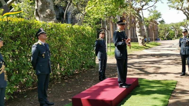 Frascati, visita del Generale di Corpo d’Armata Bruno Buratti, Comandante Interregionale del Centro Italia, al Gruppo Guardia di Finanza. L’apprezzamento del Comandante ai militari dei Castelli Romani