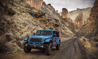 Jeep Wrangler 2024: upgrade per un fuoristrada da riferimento