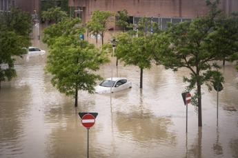 Maltempo Italia, ancora allerta: Emilia Romagna e Marche a rischio