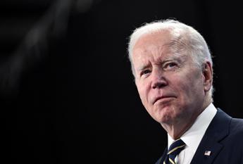 Usa, Biden firma legge aumento tetto debito: scongiurato default