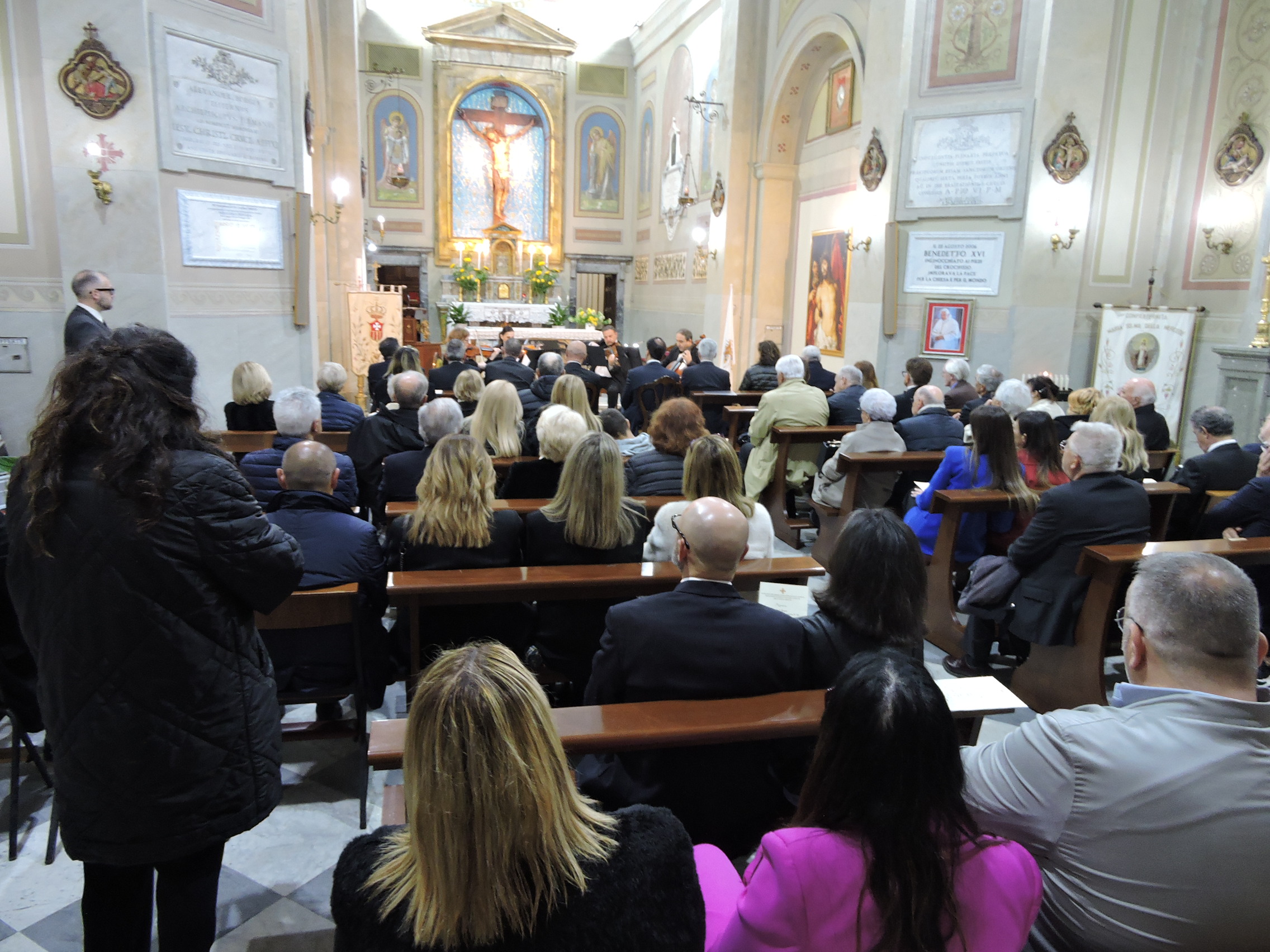 Nemi, serata di solidarietà al Convento dei Padri Mercedari, con i medici dei Castelli Romani, per l’iniziativa “La Barca Ospedale Papa Francesco”