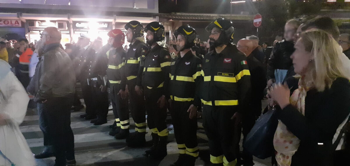 Velletri, partecipazione alla Festa della Madonna delle Grazie. Picchetto d’onore con la Polizia Locale e i Pompieri