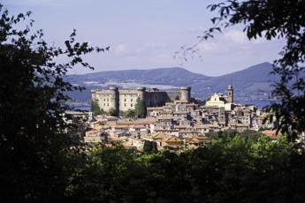 Granducato di Bracciano, il turismo esperienziale trova casa nel cuore del borgo affacciato sul lago più pulito d’Europa