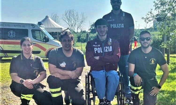 Roma, Campus Universitario di Tor Vergata incontro con i vigili del fuoco e i cavalli