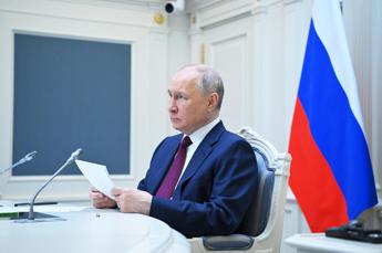 Il super treno di Putin: palestra, estetista e bagno turco nei vagoni