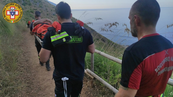 Soccorso alpino siciliano salvano turista allo Zingaro