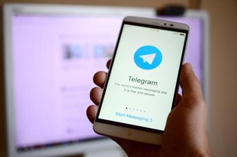 “Chi ha il video? Scambio di tutto”, l’orrore dello stupro di Palermo si sposta su Telegram