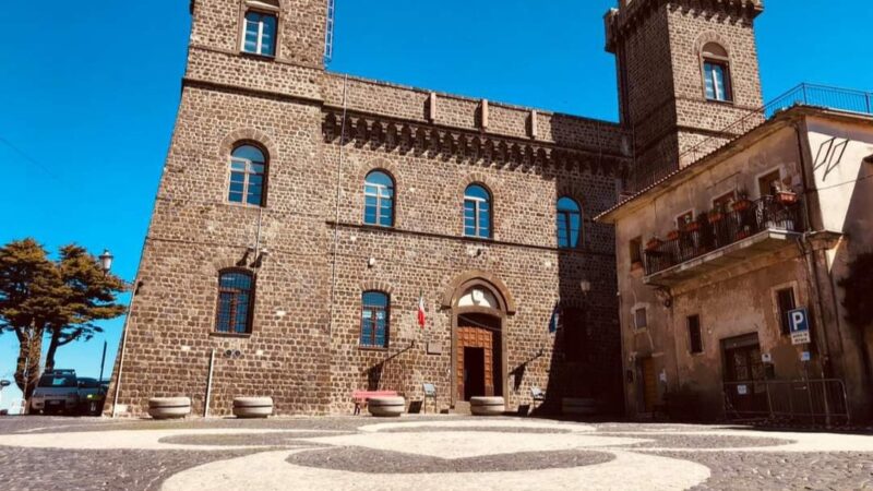 Rocca Priora in festa, dal tour medievale nel borgo alla Sagra dell’Agnello e della buona gastronomia a Colle di Fuori