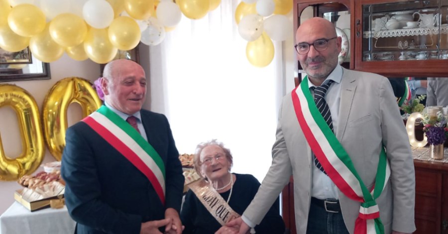 Pavona (Castel Gandolfo), festa per i 100 anni di nonna Concetta