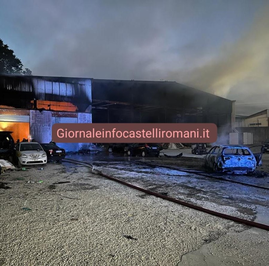 Incendio di Artena. Terminata la bonifica, ustionato il proprietario