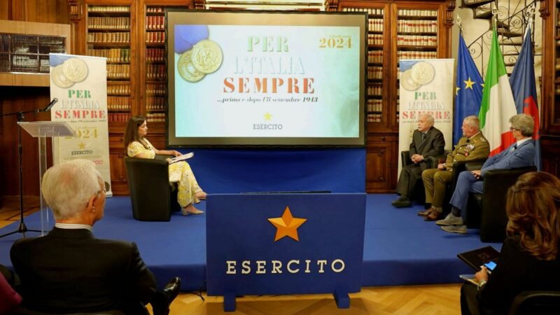 Roma, presentato il calendario dell’Esercito 2024 intitolato “Per l’Italia sempre!”