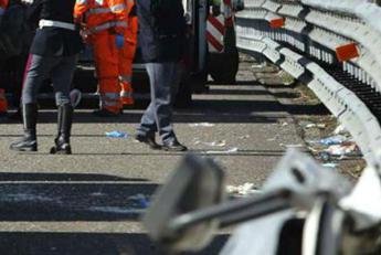 Gorizia, perde controllo dell’auto e va fuori strada: morto