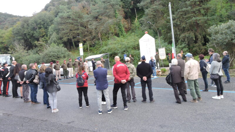 Nemi, partecipata Commemorazione dei caduti Paracadutisti della Folgore al Monumento di via Nemorense