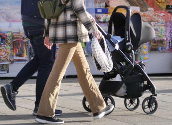 Allarme smog, bimbi più vulnerabili a danni respiratori: cosa fare