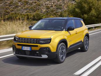 Jeep Avenger e-Hybrid: una nuova motorizzazione per il SUV compatto