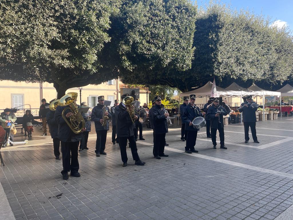 Monte Compatri, celebrata Santa Cecilia con il corpo folkloristico musicale Compatrum