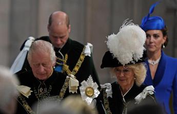 “Carlo e Kate razzisti con Archie, figlio Harry e Megan?”: la replica di Buckingham Palace