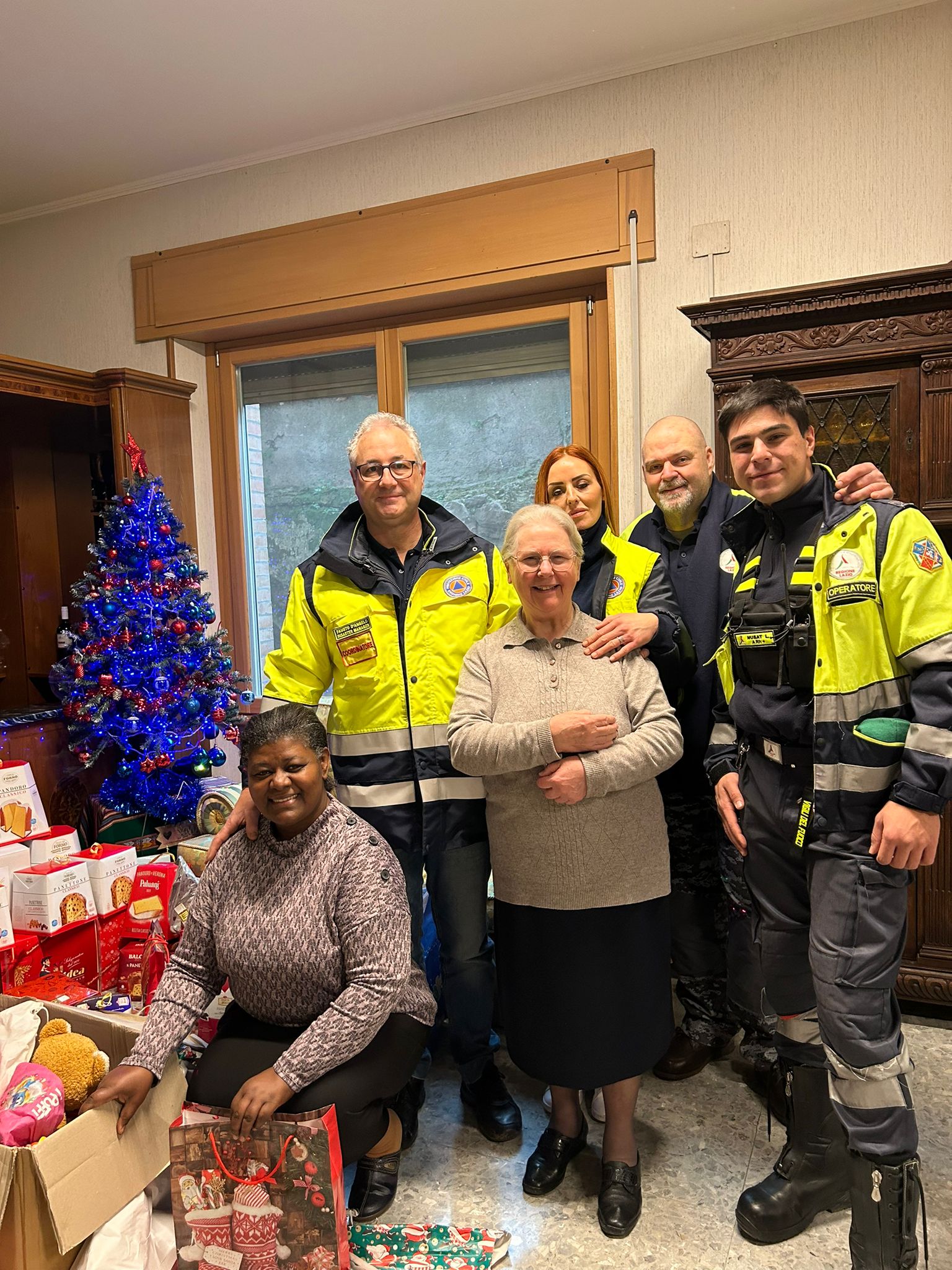 Castel Gandolfo, la Protezione Civile porta doni alla casa famiglia