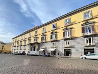 Italy Sotheby’s International Realty apre a Napoli Con una posizione strategica all’interno dello storico Palazzo Partanna, l’ufficio è l’undicesimo del brand in Italia